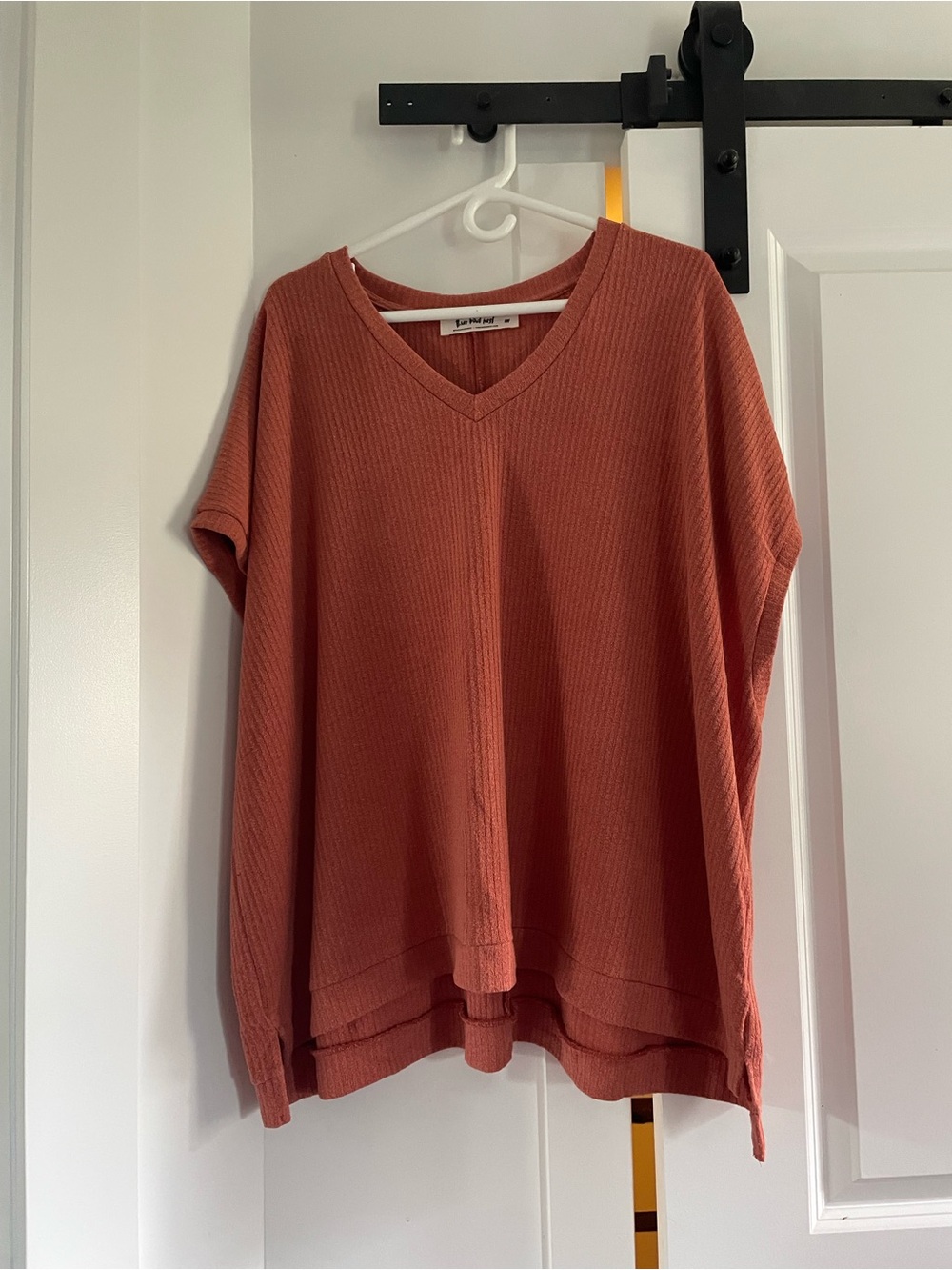 Three Bird Nest Waffle Knit V-Neck Top - Rusty Rose